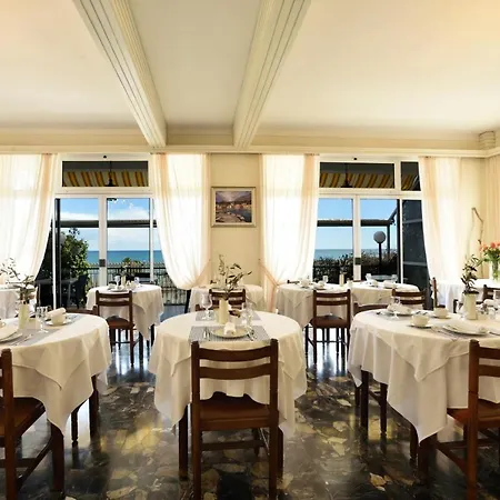 Hotel Villa Giulia-3